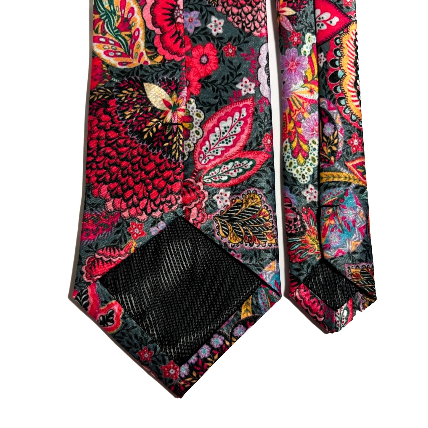 Green & Pink Floral Motif Printed Tie